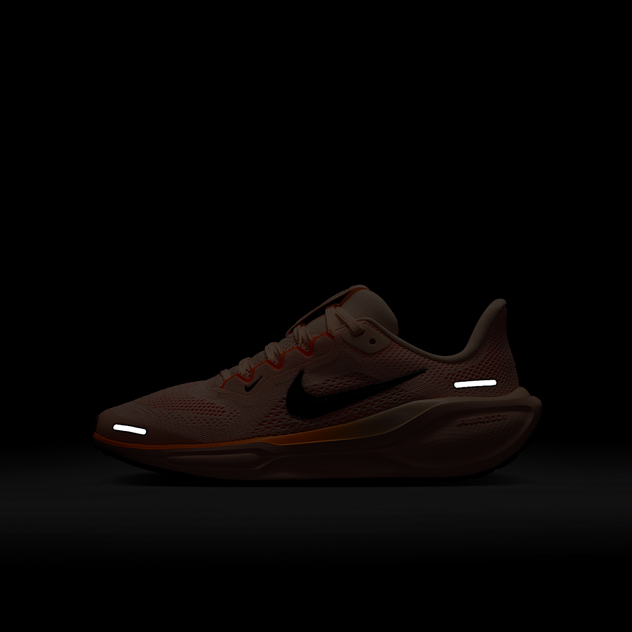 Nike Pegasus sneaker Crimson Tint/Washed Coral/Total Orange/Gridiron
