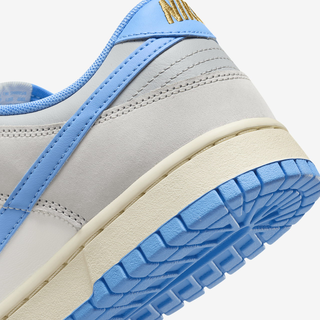 Nike Dunk Low sneaker Sail/Light Iron Ore/Light Smoke Grey/University Blue