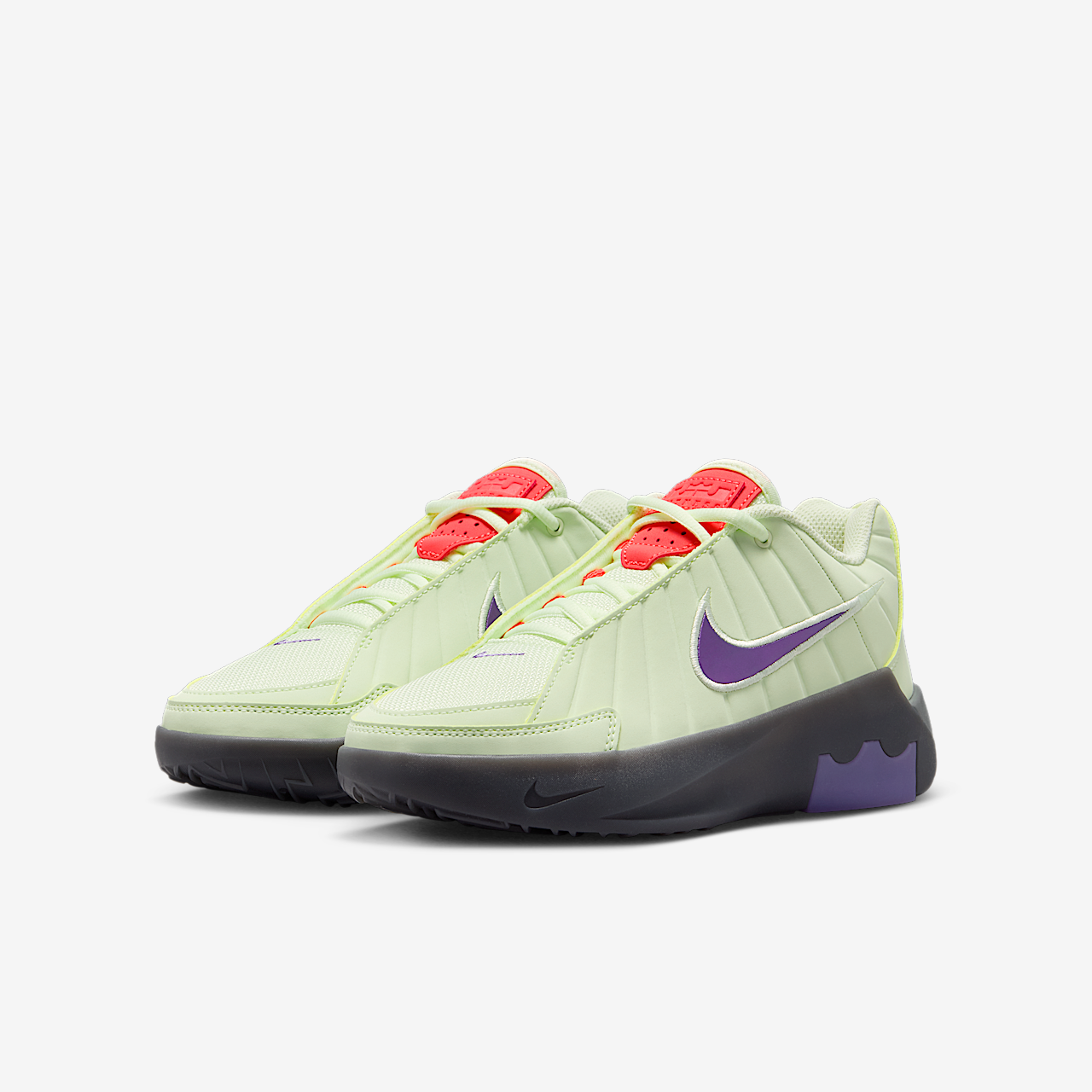Nike LeBron sneaker Volt Tint/Zwart/Smoke Grey/Meerkleurig