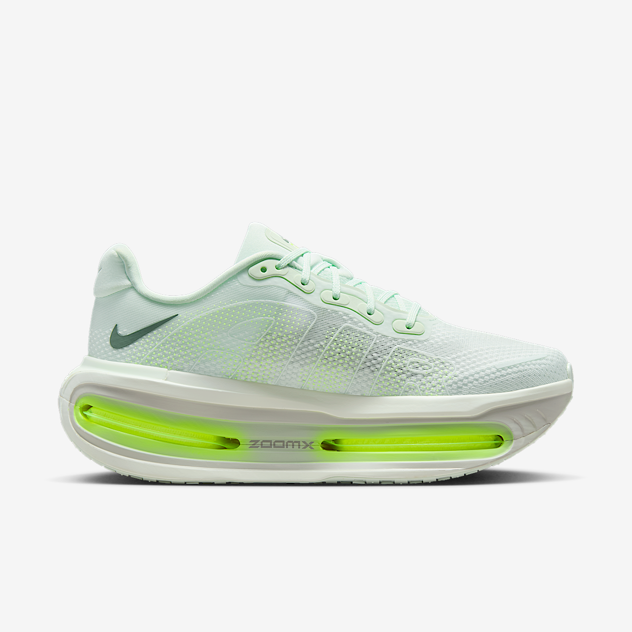 Nike Vomero sneaker Barely Green/Barely Volt/Volt/Clay Green