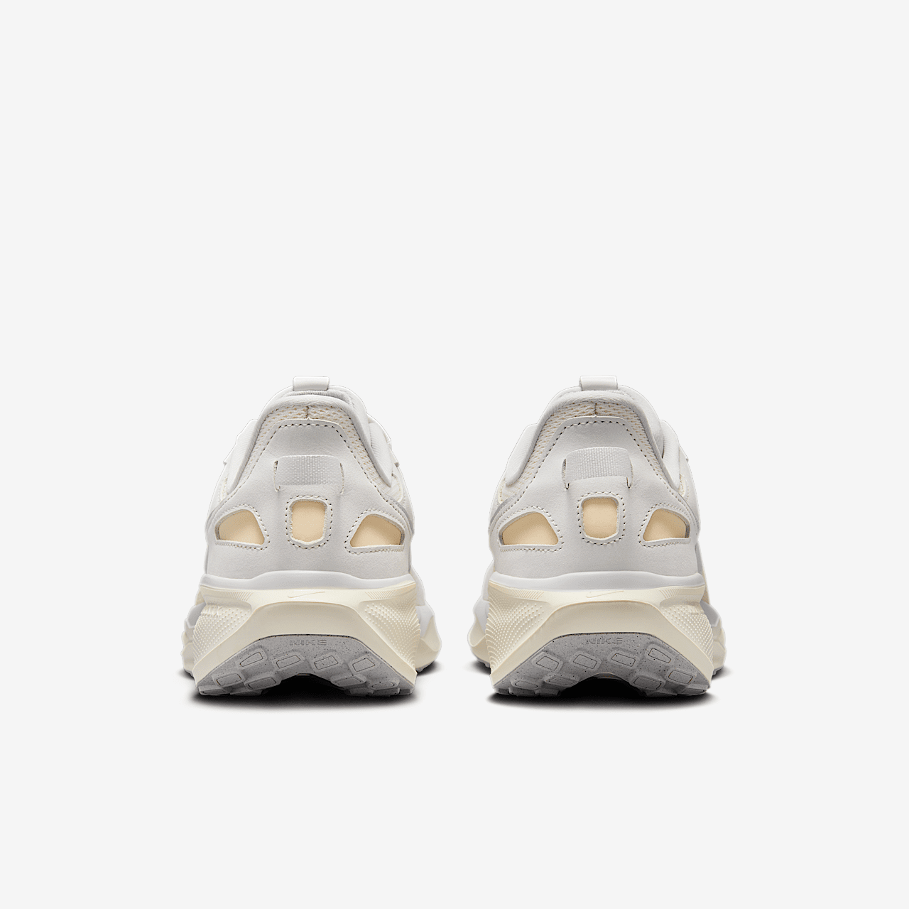 Nike Pegasus sneaker Ivory/Coconut Milk/Vast Grey