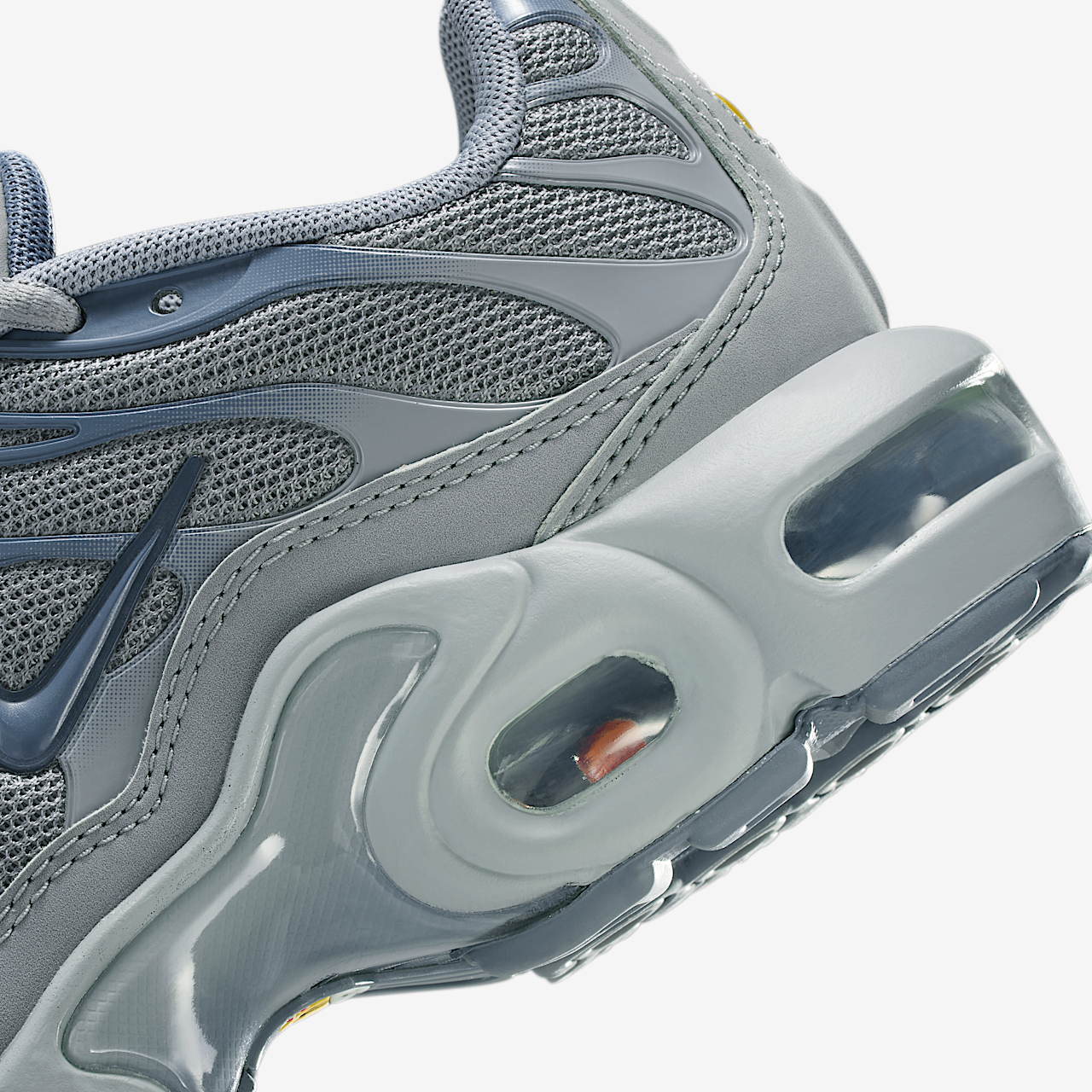 Nike Air Max Plus sneaker Stealth/Monsoon Blue/Off Noir/Armory Blue