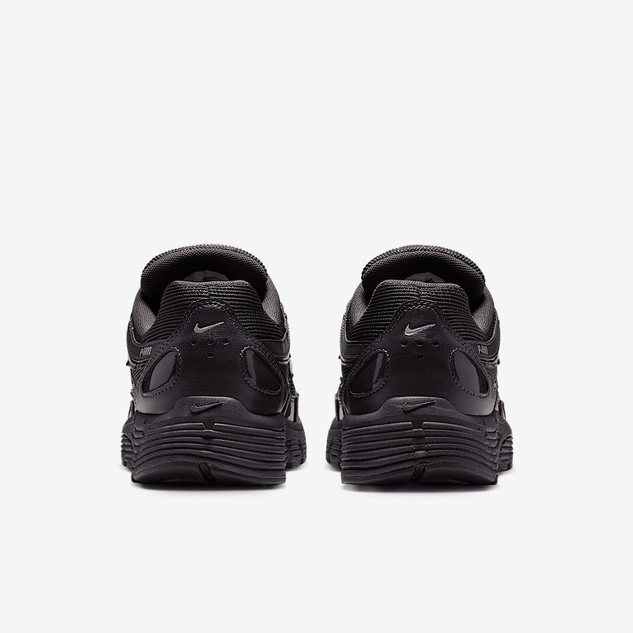 Nike P-6000 sneaker Off Noir/Metallic Silver