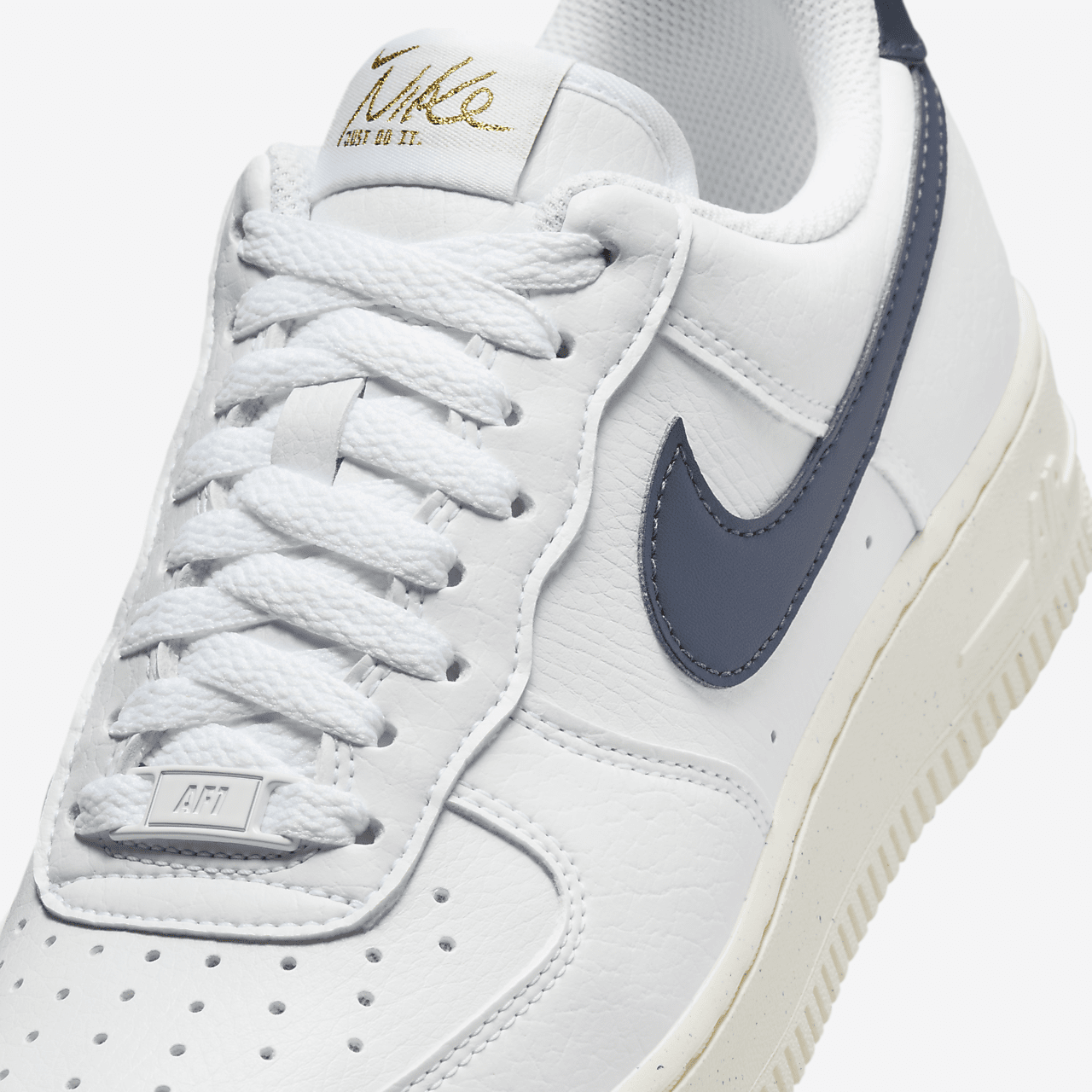 Nike Air Force 1 sneaker Wit/Pale Ivory/Metallic Gold/Obsidian