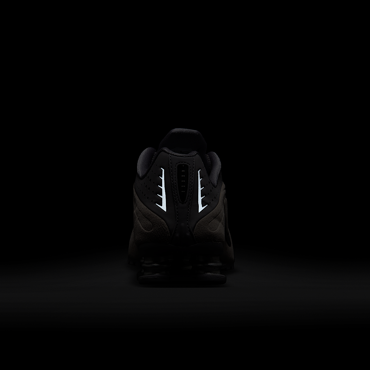 Nike Nike Shox sneaker Cement Grey/College Grey/Metallic Silver/Zwart