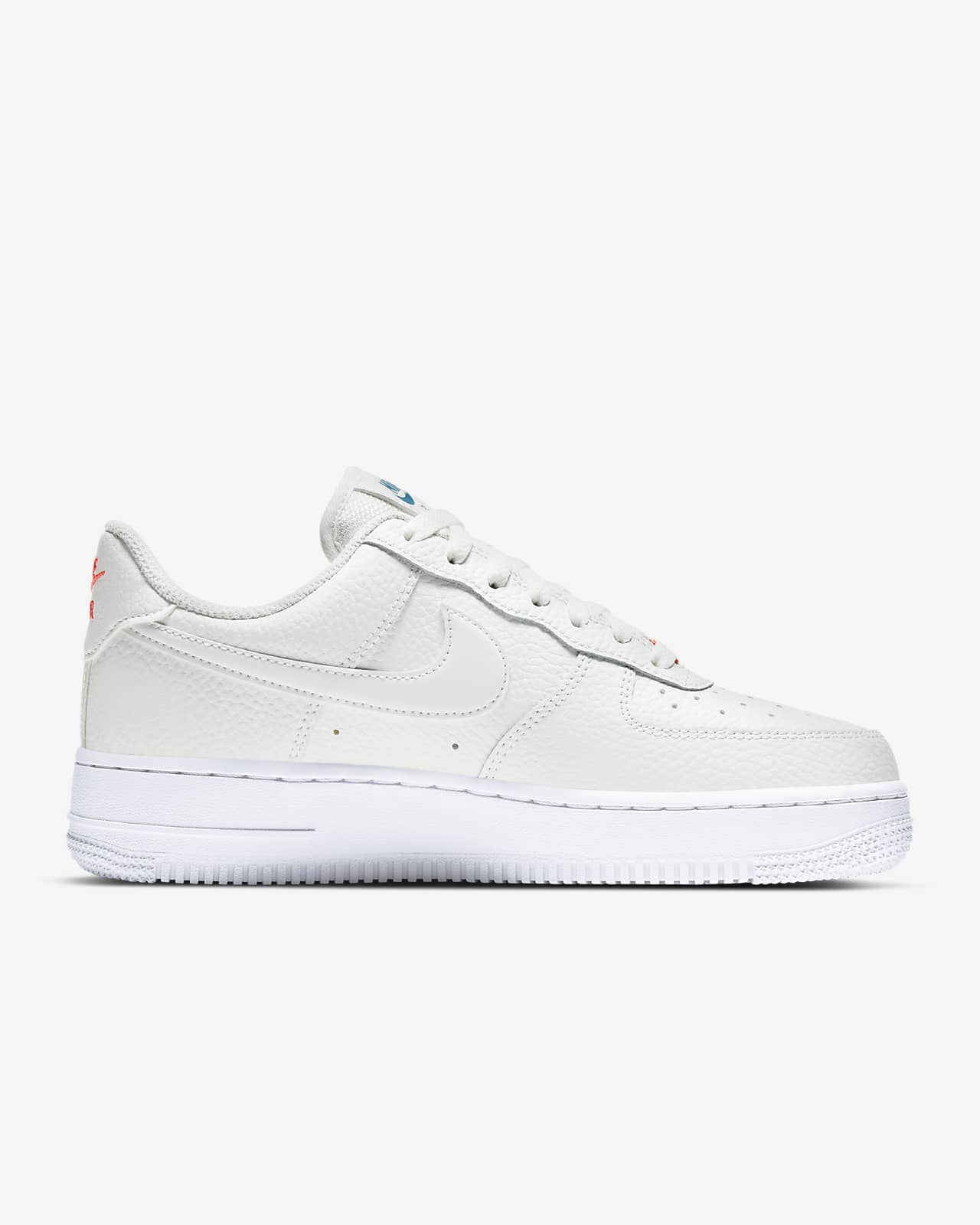 nike air force one essential