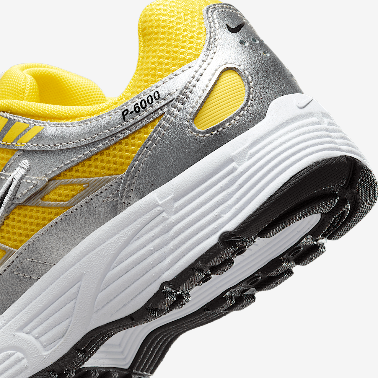 Nike P-6000 sneaker Lightning/Metallic Silver/Wit/Zwart
