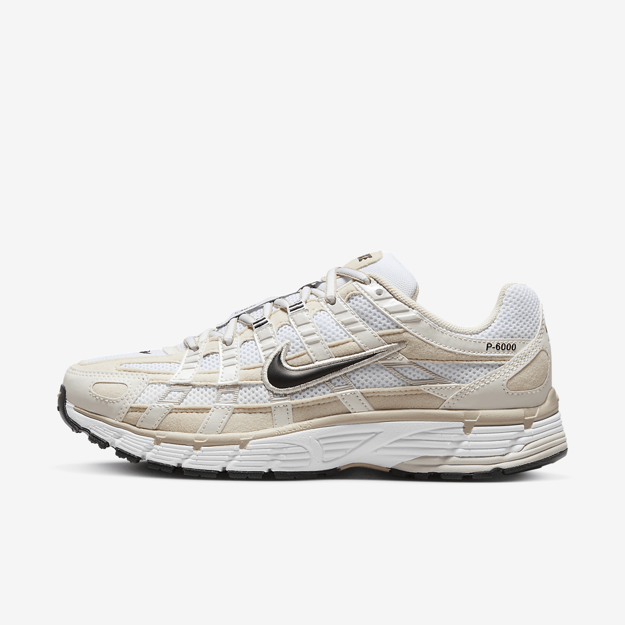 Nike P-6000 sneaker Light Orewood Brown/Wit/Metallic Summit White/Zwart