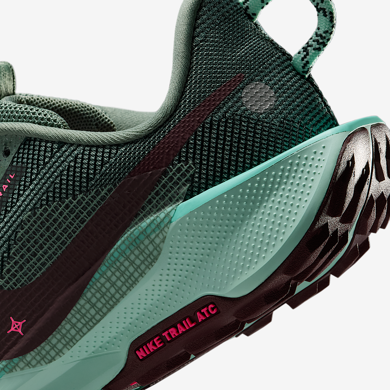 Nike Pegasus sneaker Clay Green/Bleached Turquoise/Seaweed/Mint Foam