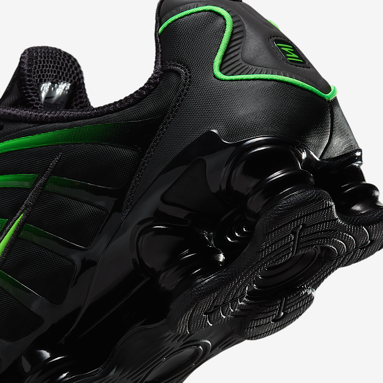 Nike Nike Shox sneaker Zwart/Zwart/Green Strike