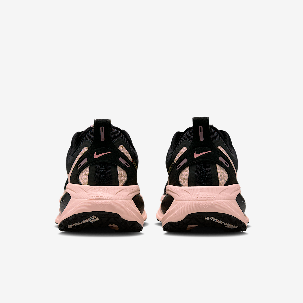 Nike Vomero sneaker Zwart/Crimson Tint/Zwart/Zwart
