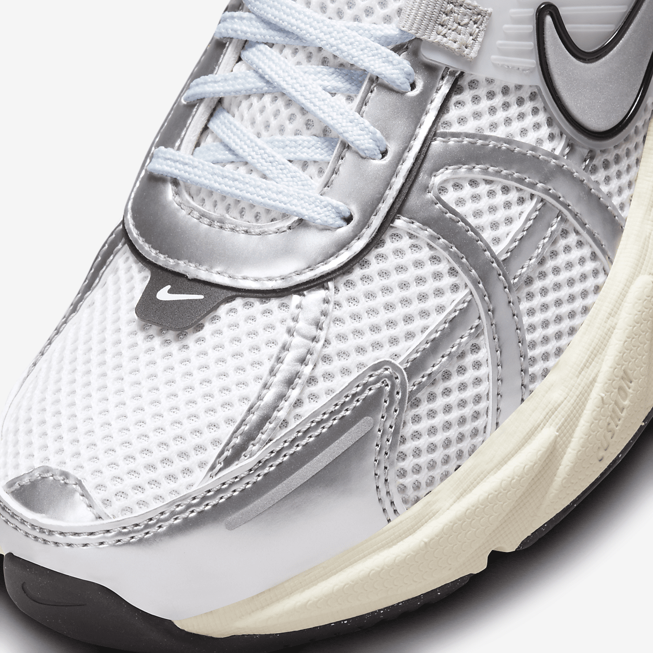 Nike  sneaker Summit White/Pure Platinum/Light Iron Ore/Metallic Silver