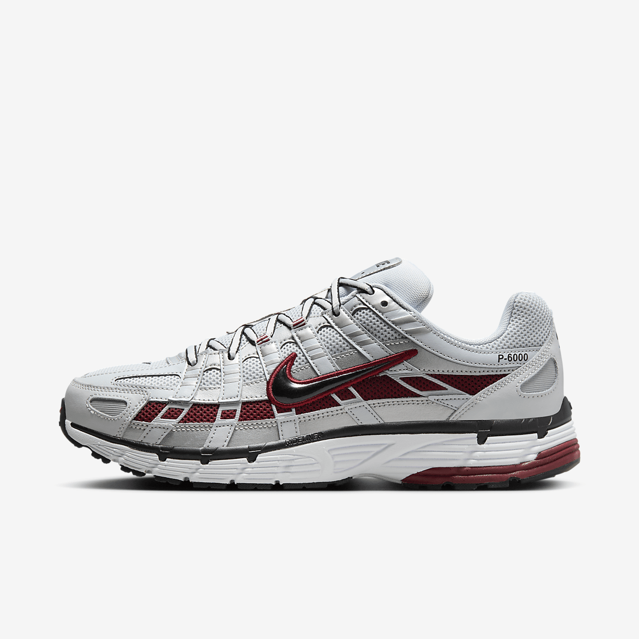 Nike P-6000 sneaker Pure Platinum/Metallic Platinum/Wit/Dark Team Red