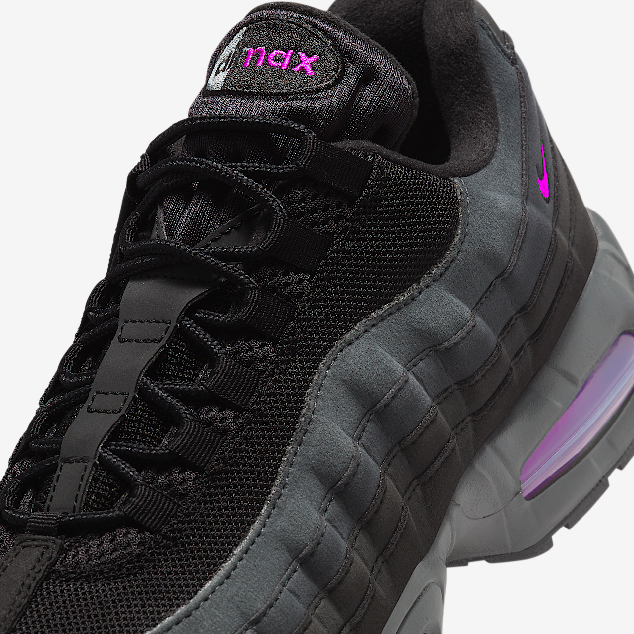 Nike Air Max sneaker Zwart/Off Noir/Smoke Grey/Vivid Purple