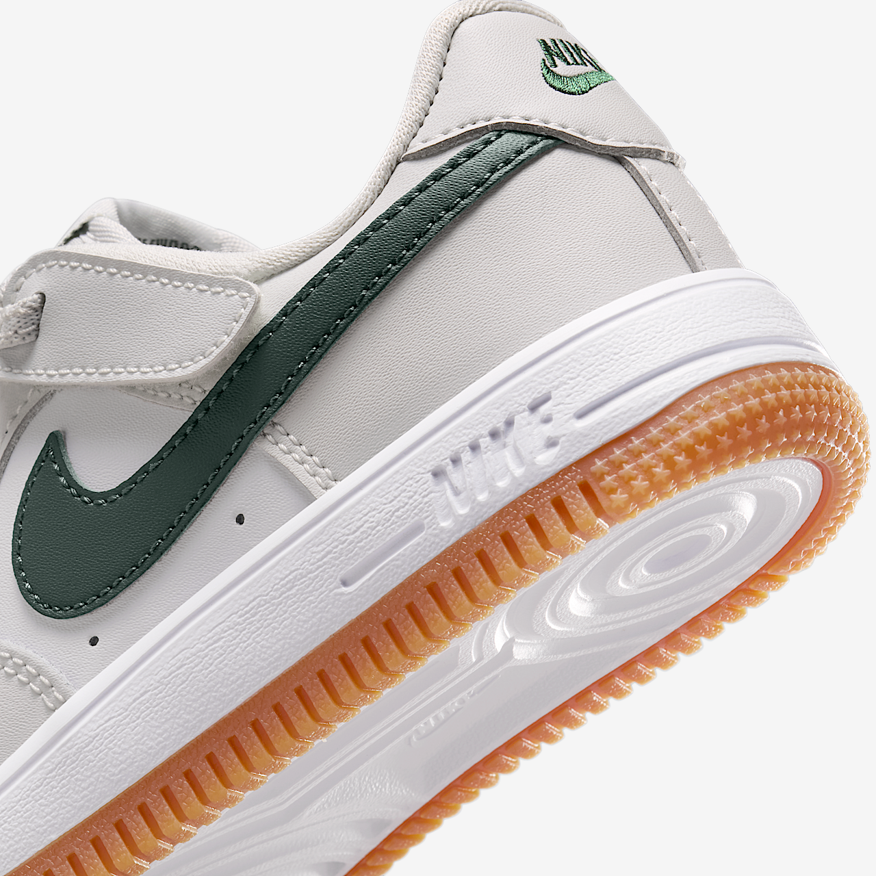 Nike  sneaker Photon Dust/Fir/Gum Medium Brown/Wit