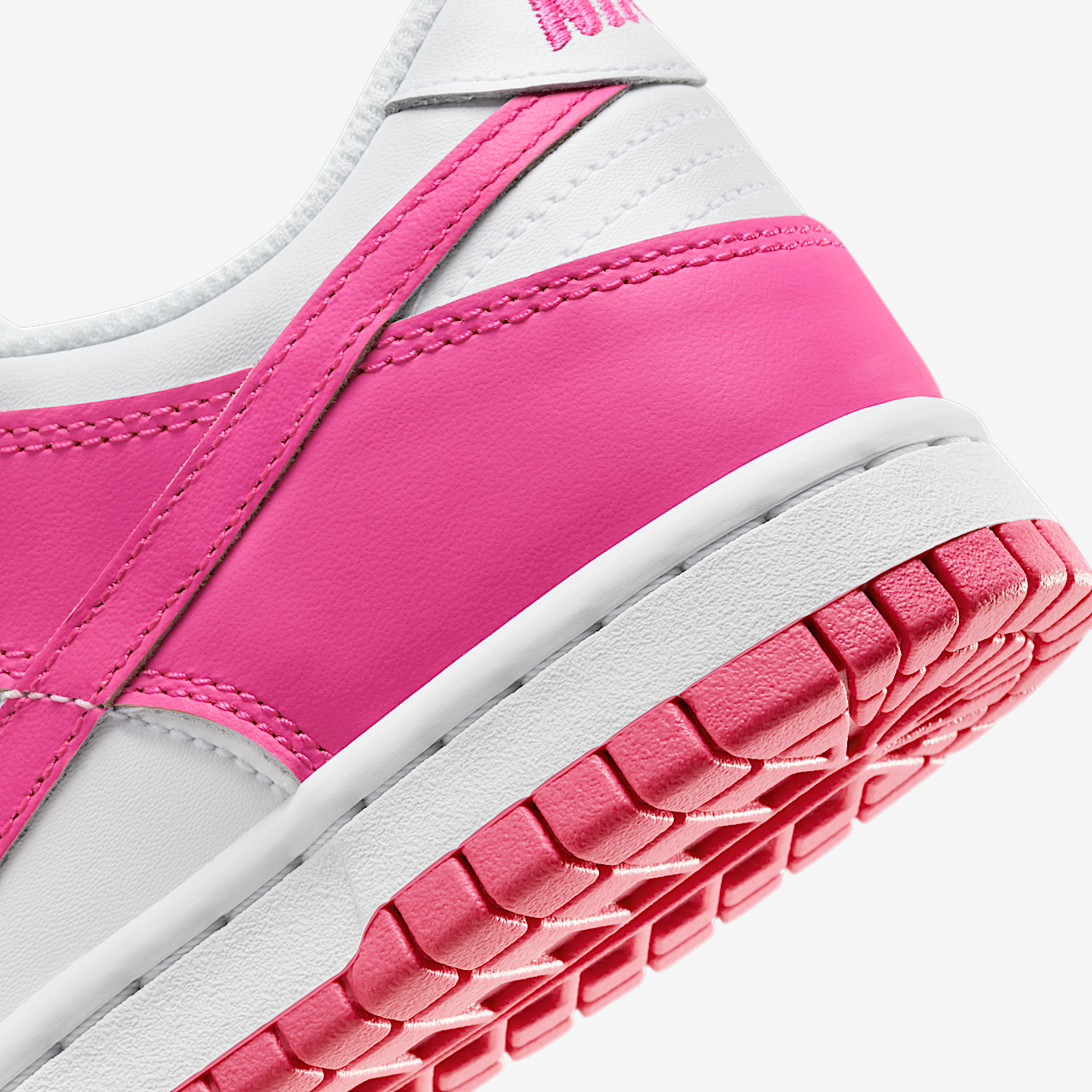 Nike Dunk Low sneaker Wit/Roze/Laser Fuchsia
