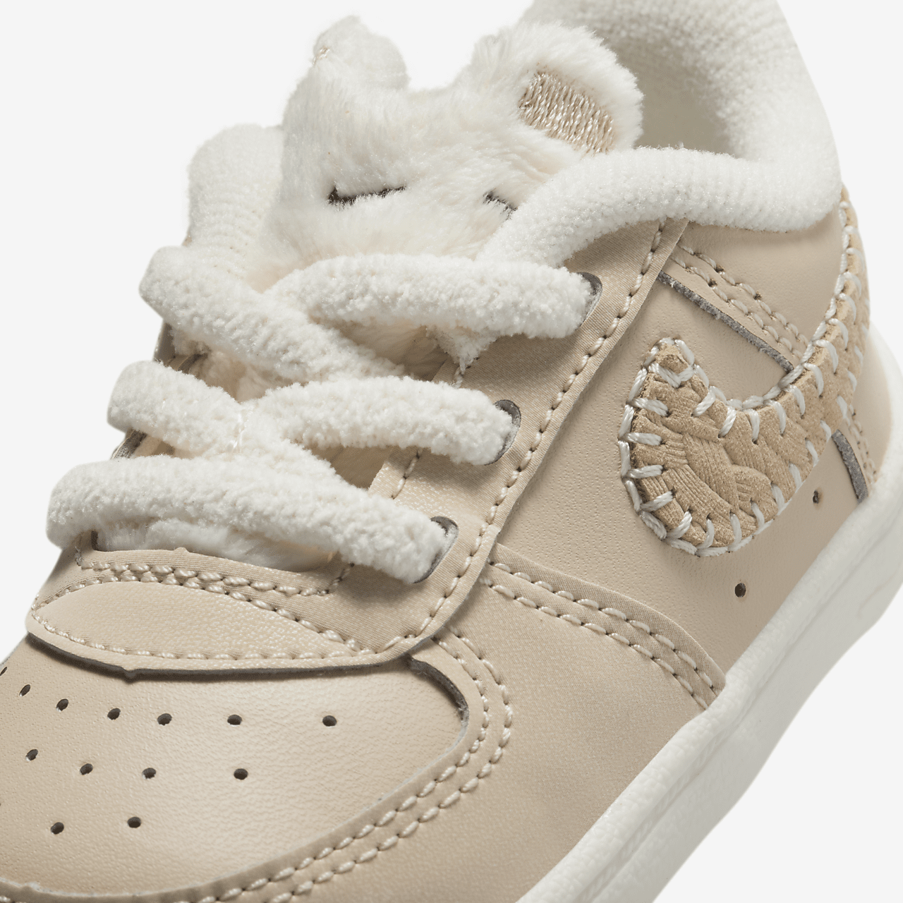 Nike  sneaker Sanddrift/Sail/Dark Raisin/Pale Ivory