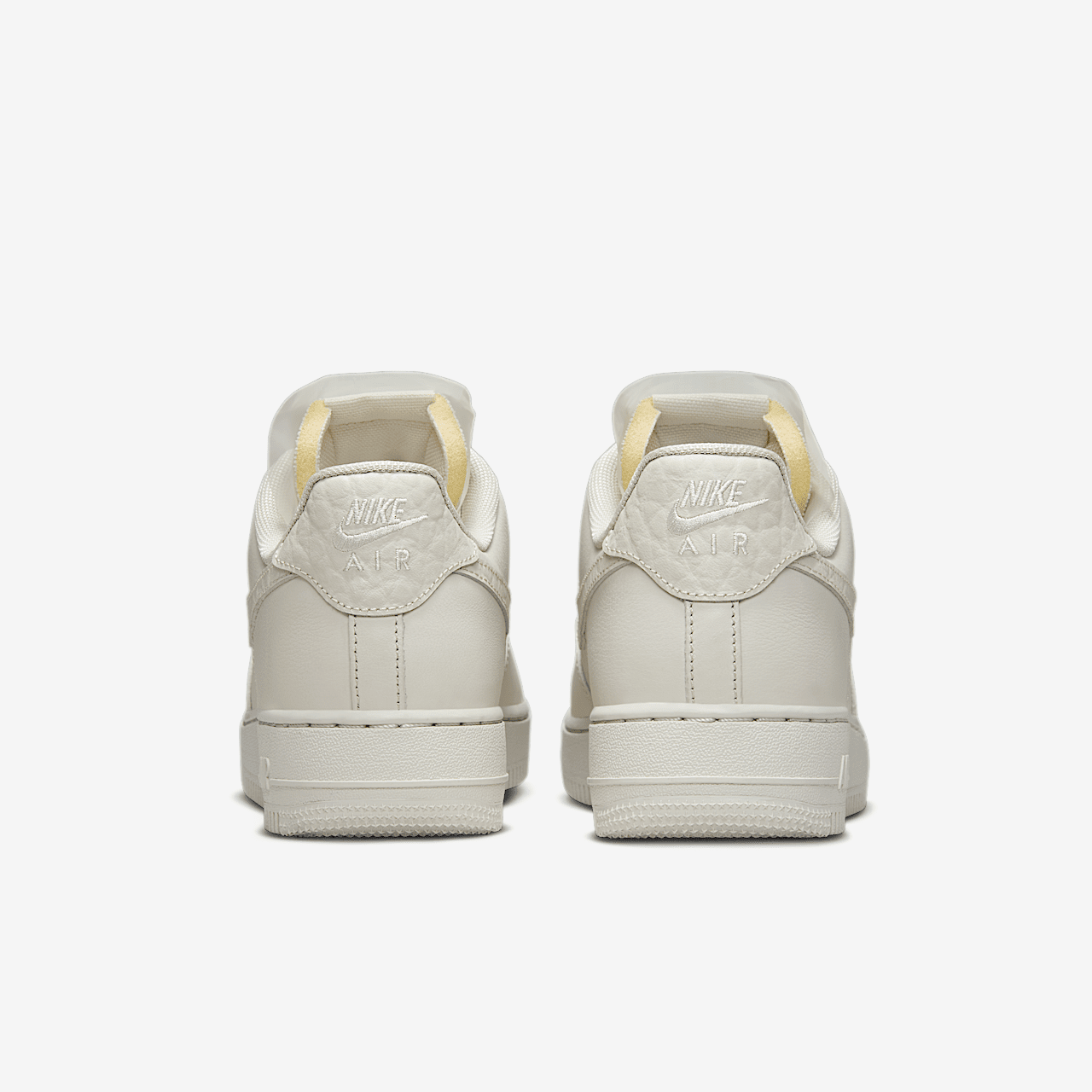 Nike Air Force 1 sneaker Light Bone/Kelly Green/Pink Foam/Light Bone