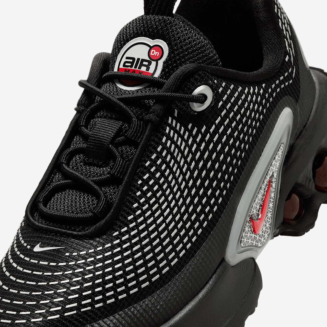 Nike Air Max DN sneaker Zwart/Zwart/Metallic Silver/University Red