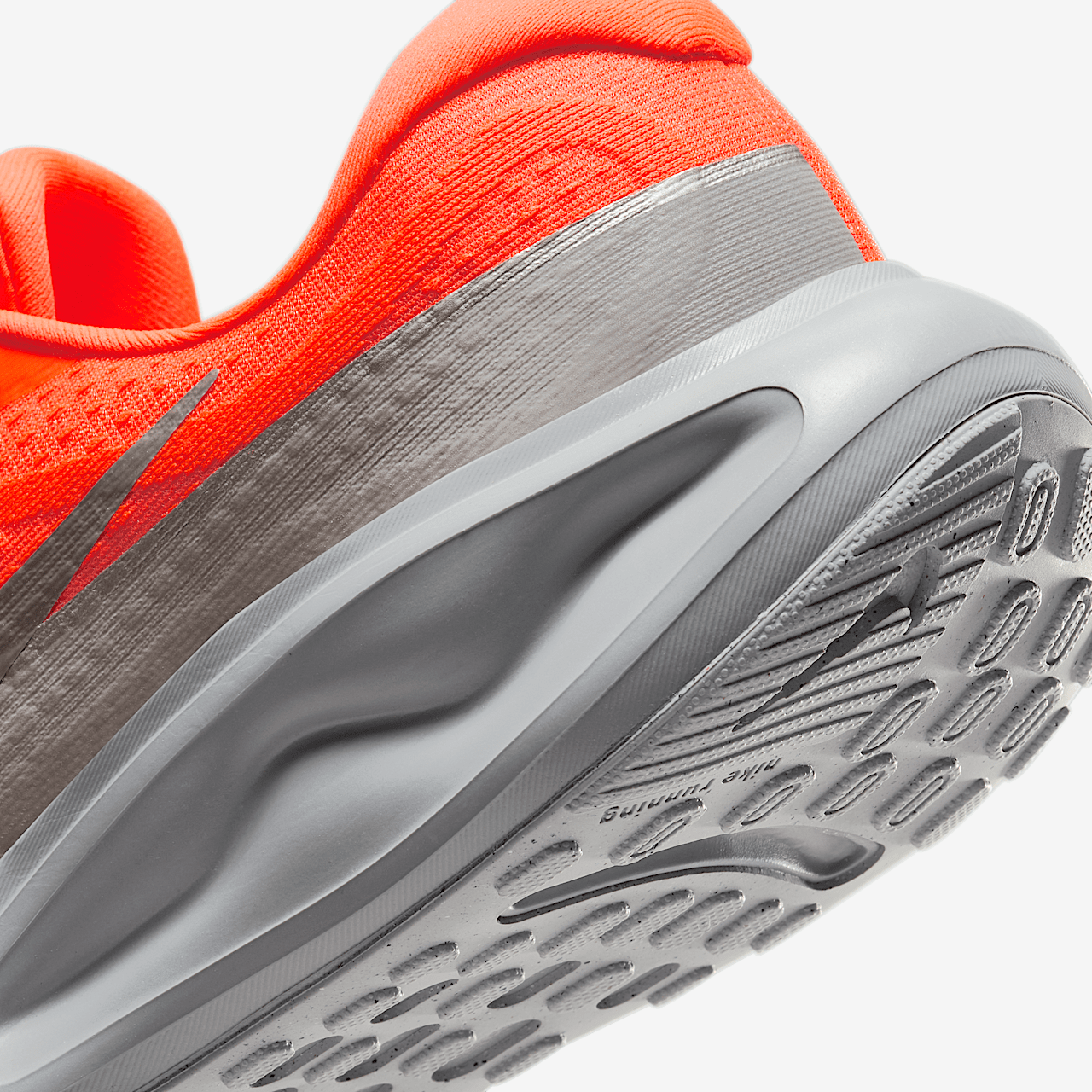 Nike  sneaker Hyper Crimson/Wolf Grey/Safety Orange/Metallic Silver