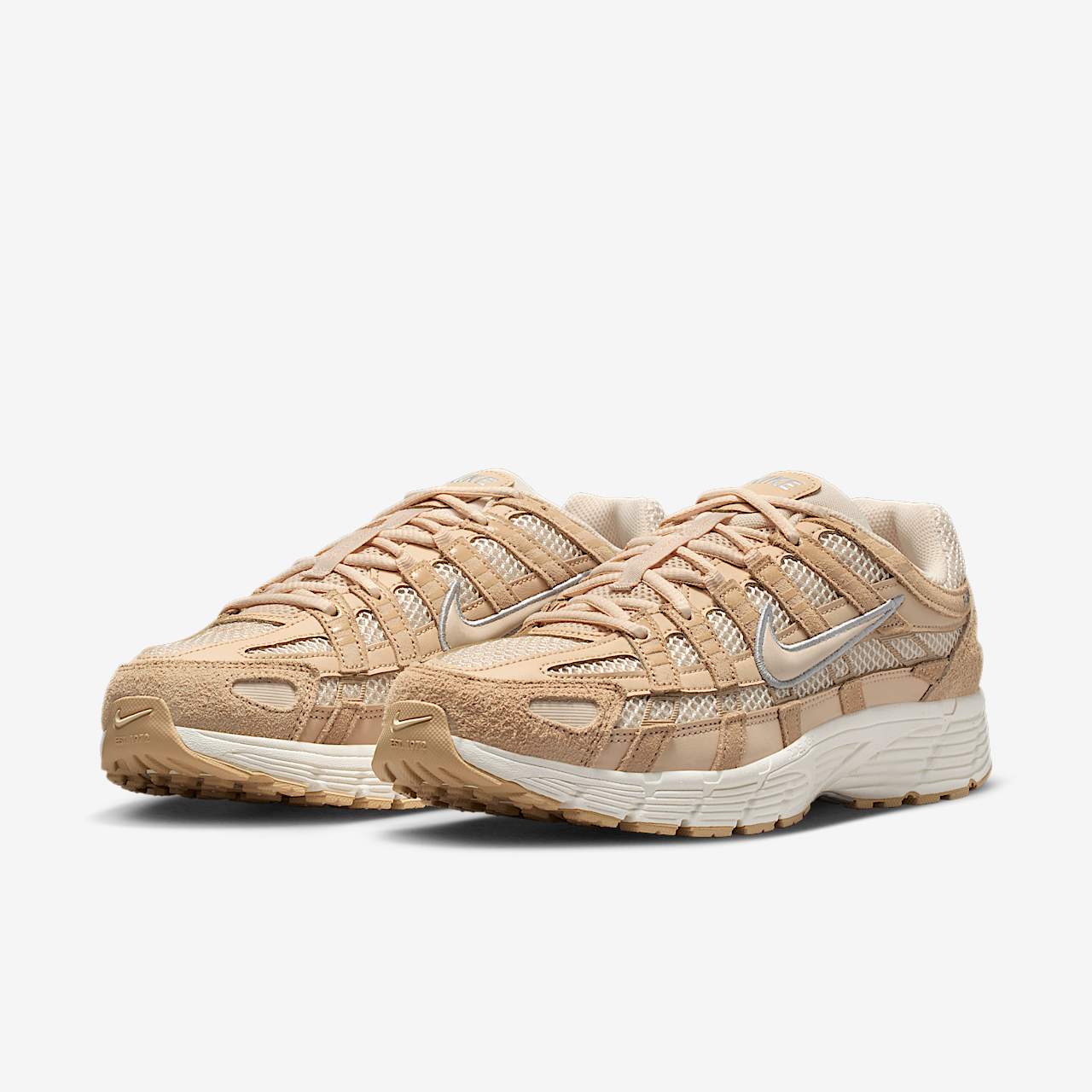 Nike P-6000 sneaker White Onyx/Sail/Metallic Silver/Pearl White