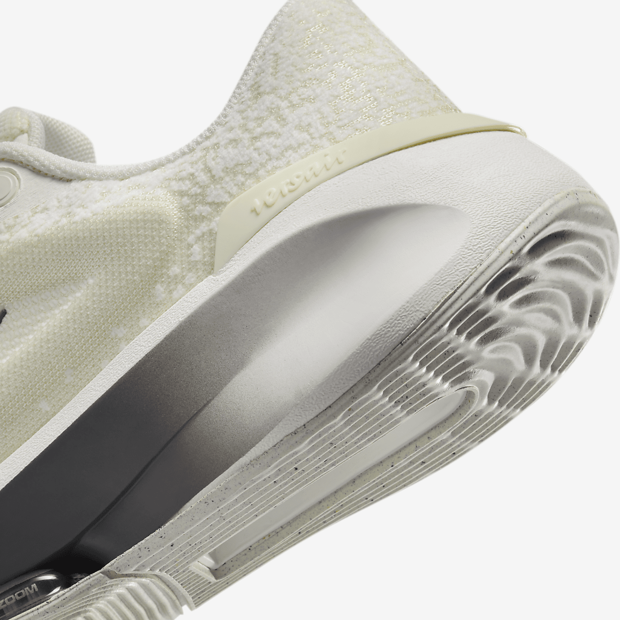 Nike  sneaker Coconut Milk/Sail/Gum Light Brown/Iron Grey