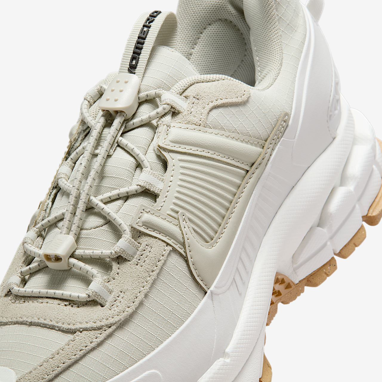 Nike Nike Zoom Vomero Roam sneaker Sail/Gum Light Brown/Racer Blue/Light Stone
