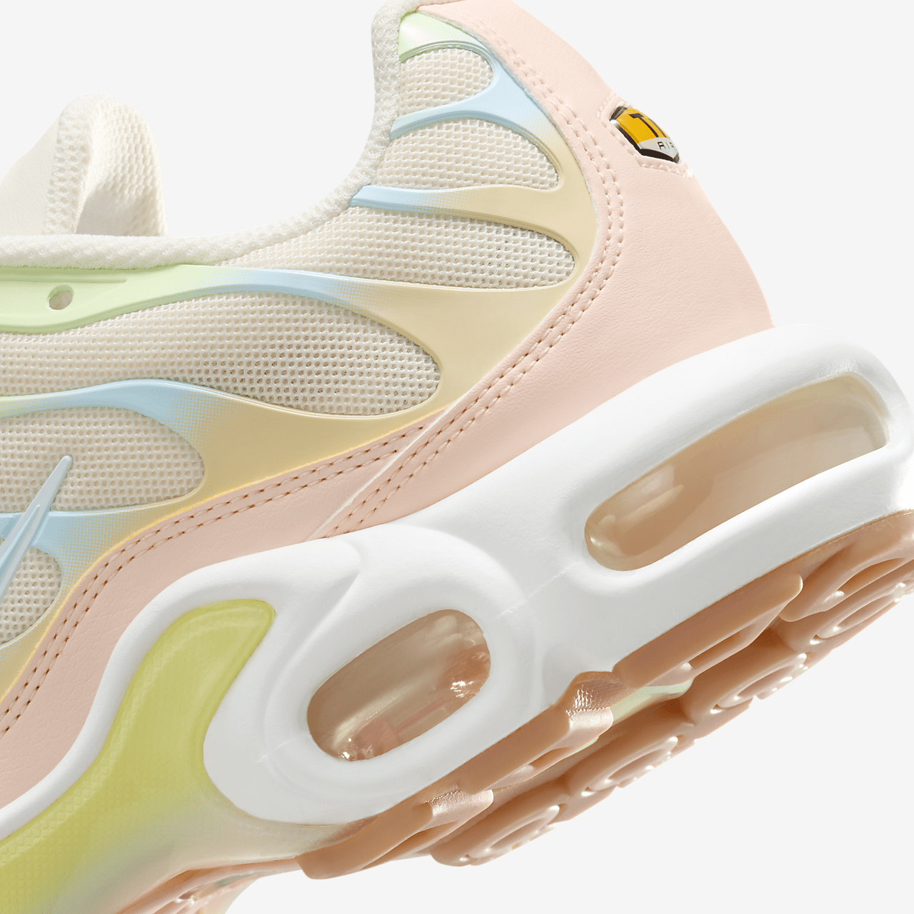 Nike Air Max Plus sneaker Crimson Tint/Pale Ivory/Wit/Glacier Blue