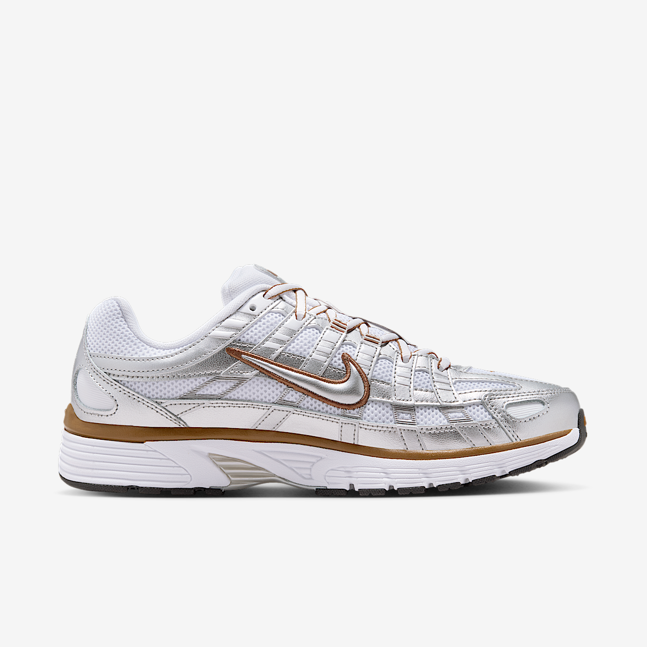 Nike P-6000 sneaker Wit/Light British Tan/Sail/Metallic Silver