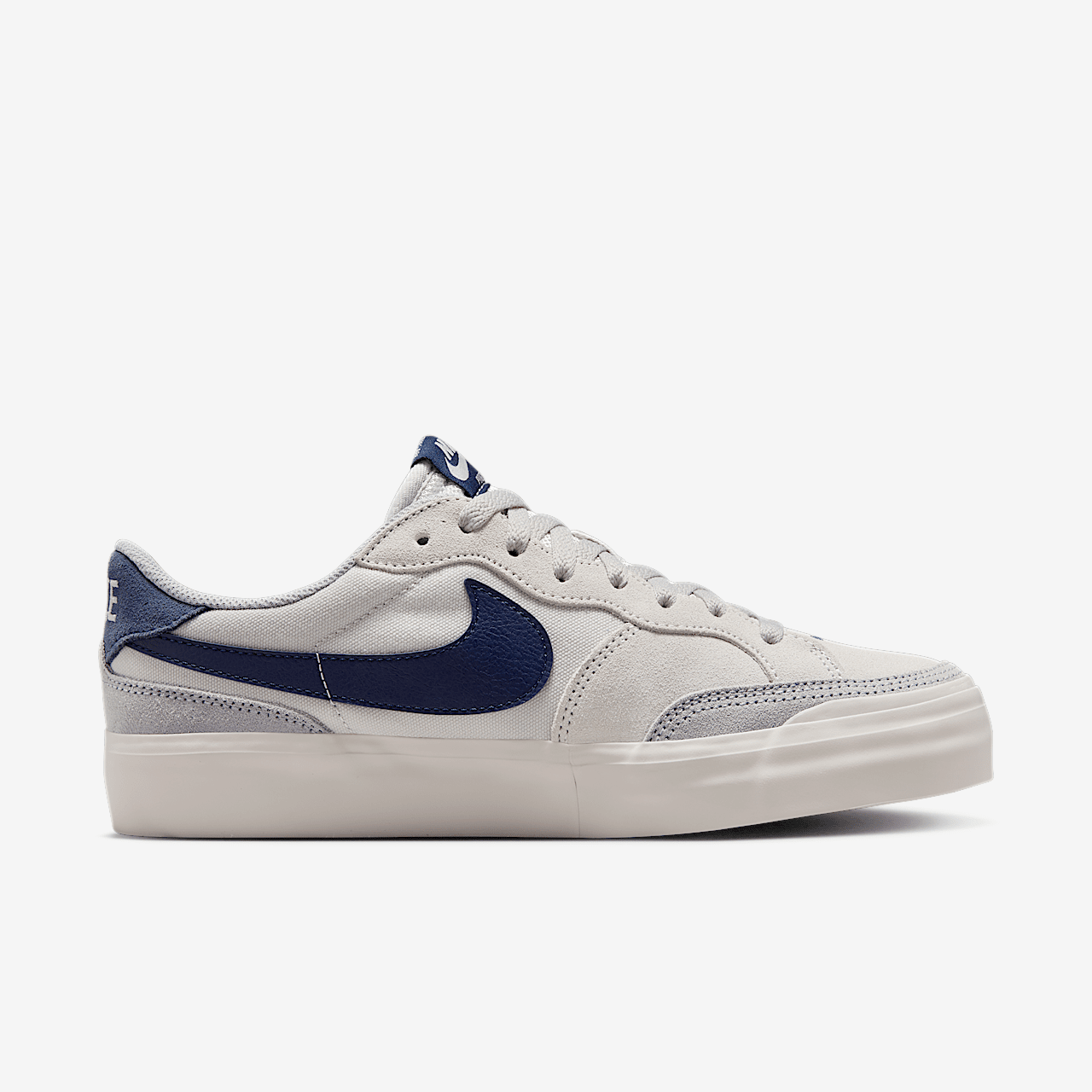 Nike  sneaker Photon Dust/Wolf Grey/Light Bone/Midnight Navy