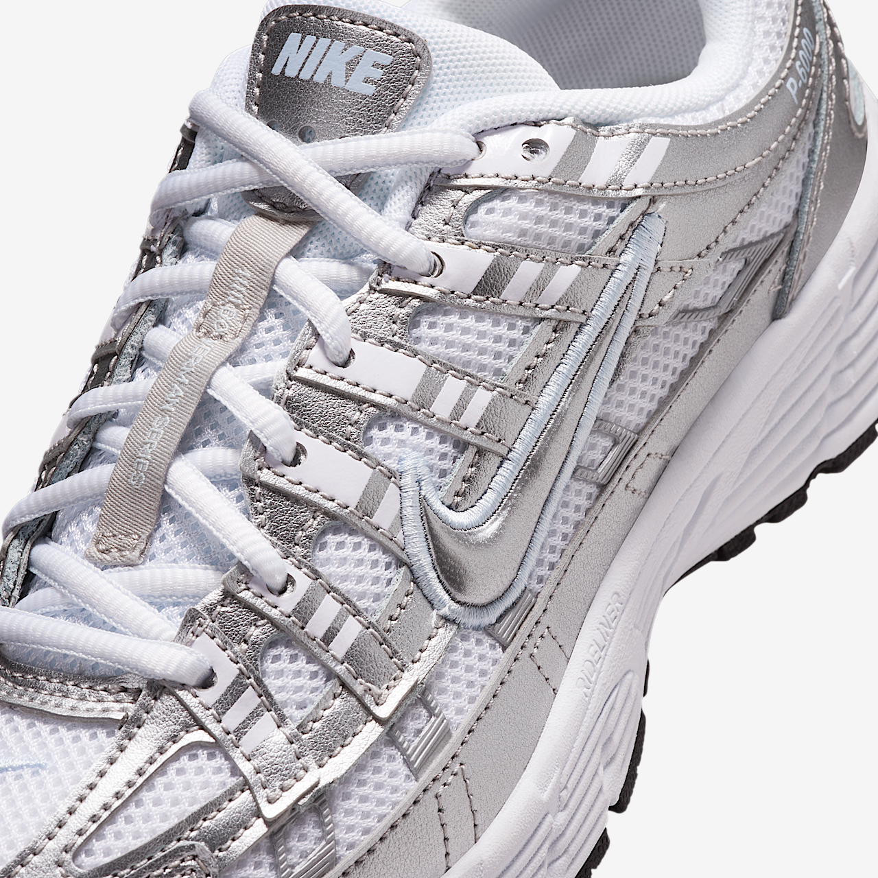 Nike P-6000 sneaker Wit/Blue Tint/Zwart/Metallic Silver