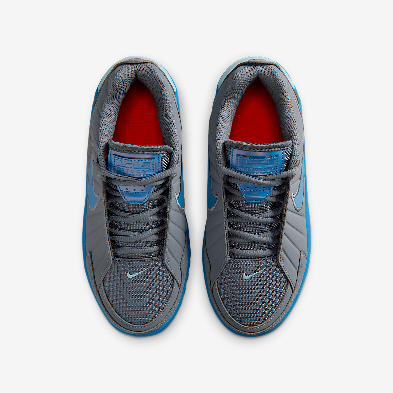 Nike LeBron sneaker Cool Grey/Psychic Blue/Glacier Ice/Aurora Blue