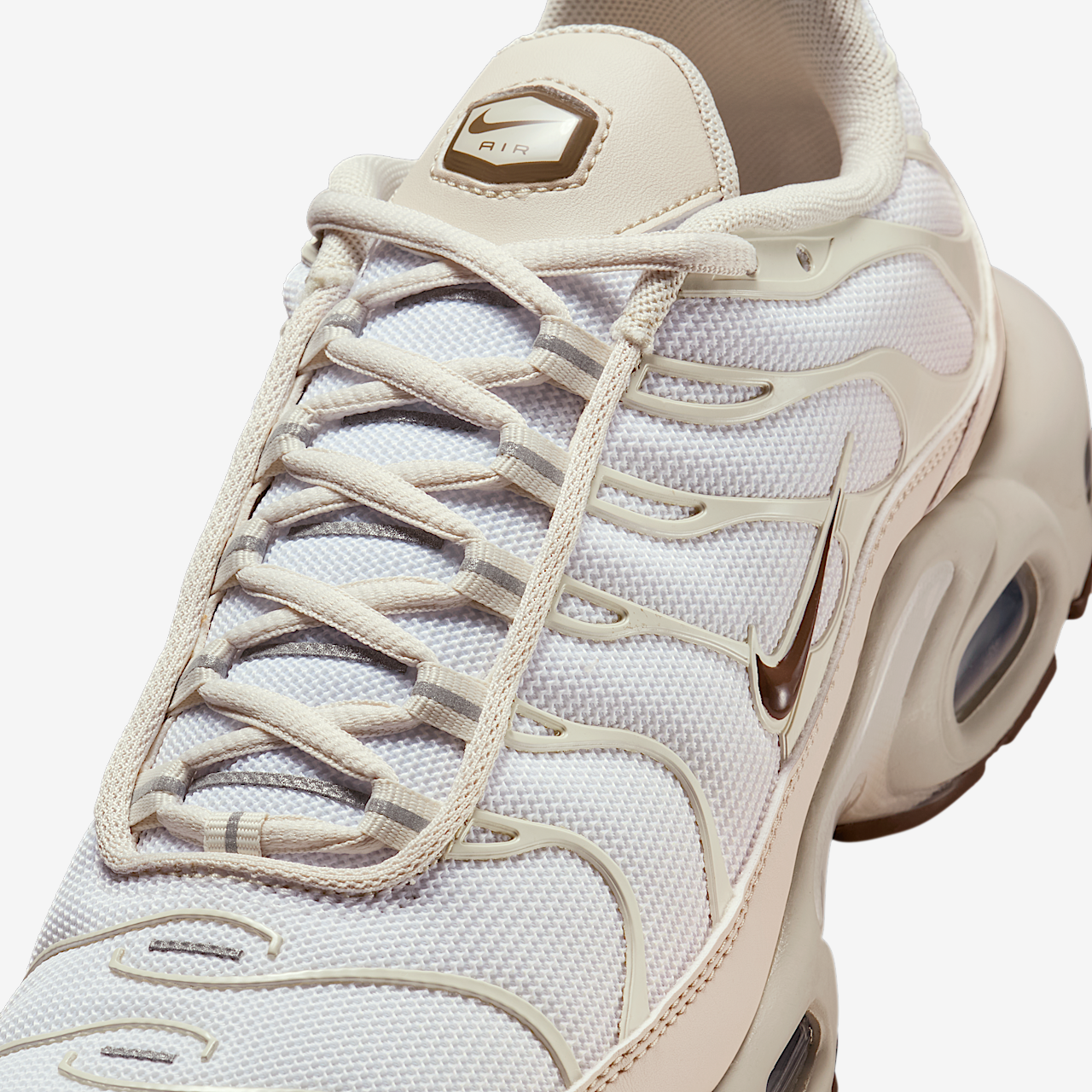 Nike Air Max Plus sneaker Light Orewood Brown/Metallic Silver/Wit/Cacao Wow