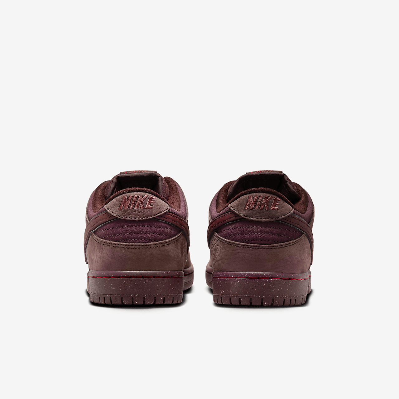 Nike Dunk Low sneaker Burgundy Crush/Earth/Dark Pony/Dark Team Red