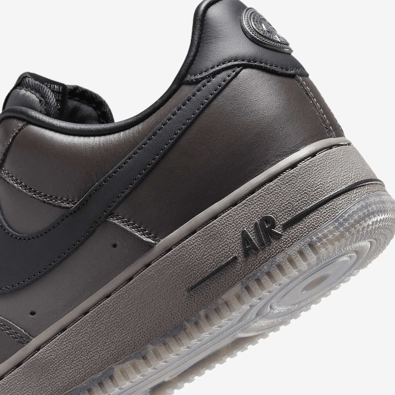 Nike Air Force 1 sneaker Black Tea/Petra Brown/Olive Grey/Zwart