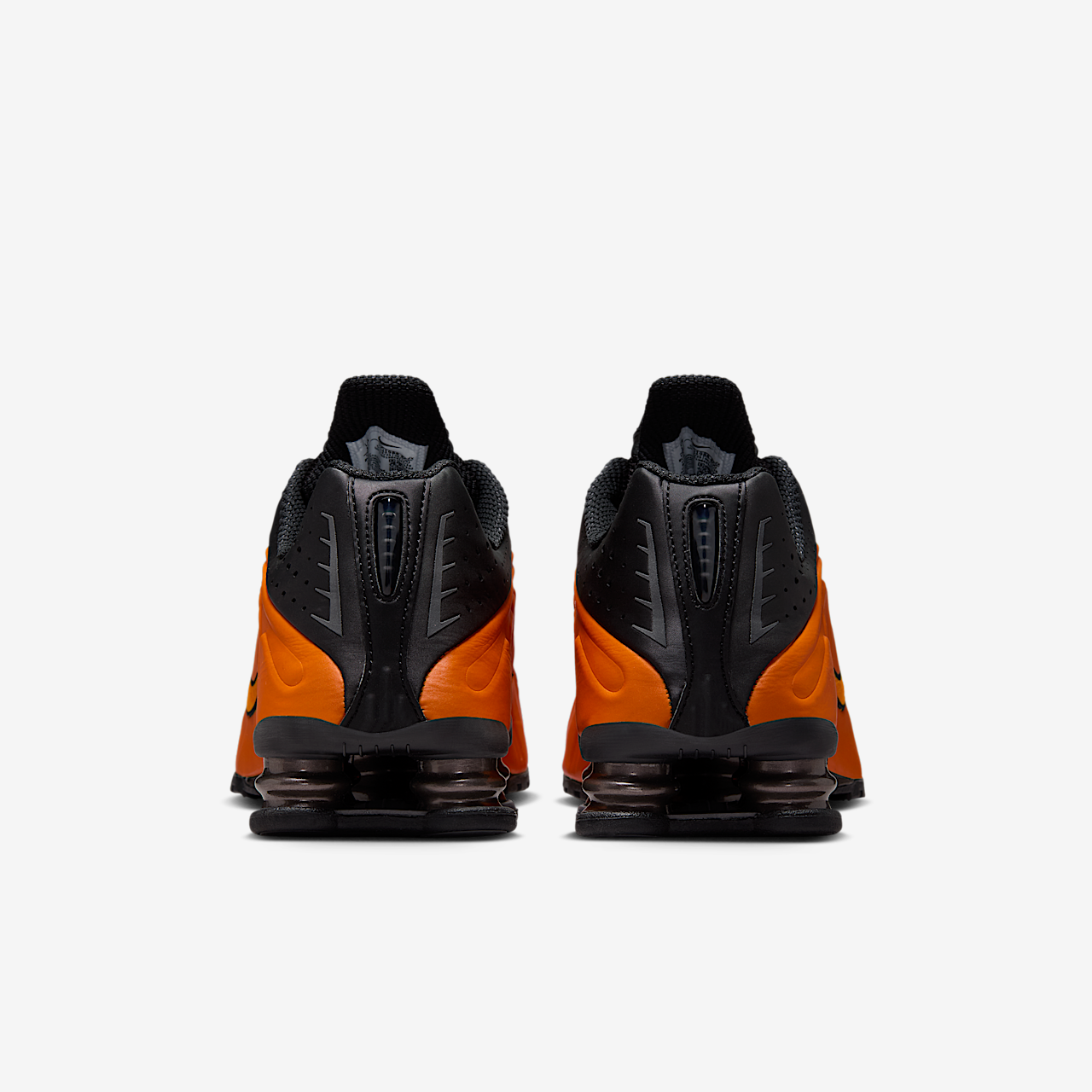 Nike Nike Shox sneaker Bright Ceramic/Zwart/Metallic Dark Grey/Bright Ceramic
