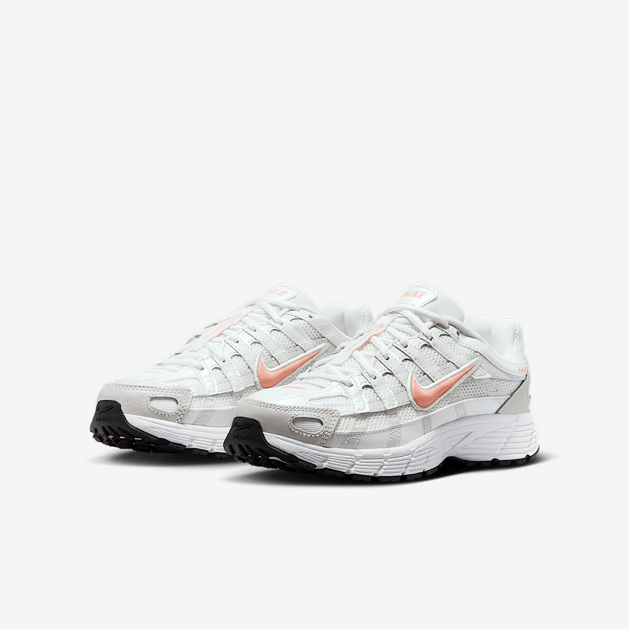Nike P-6000 sneaker Summit White/Metallic Summit White/Zwart/Apricot Agate