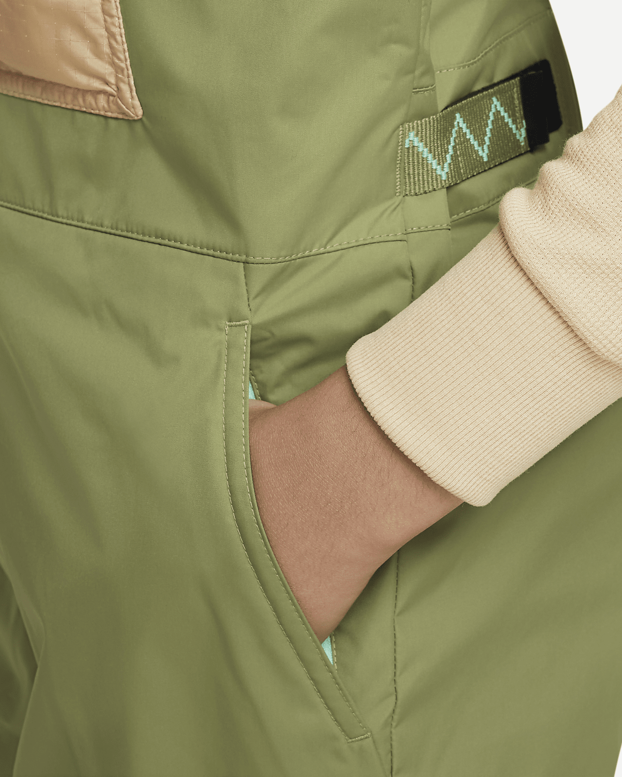 Подростковые спортивные штаны Nike ACG Storm-FIT 