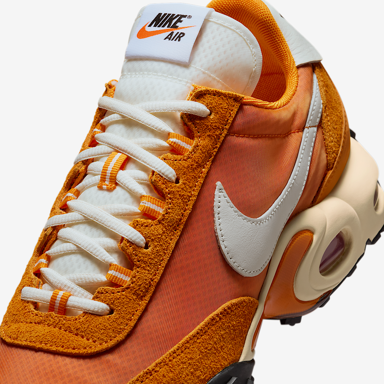 Nike Air Max sneaker Ceramic/Bright Ceramic/Coconut Milk/Sail