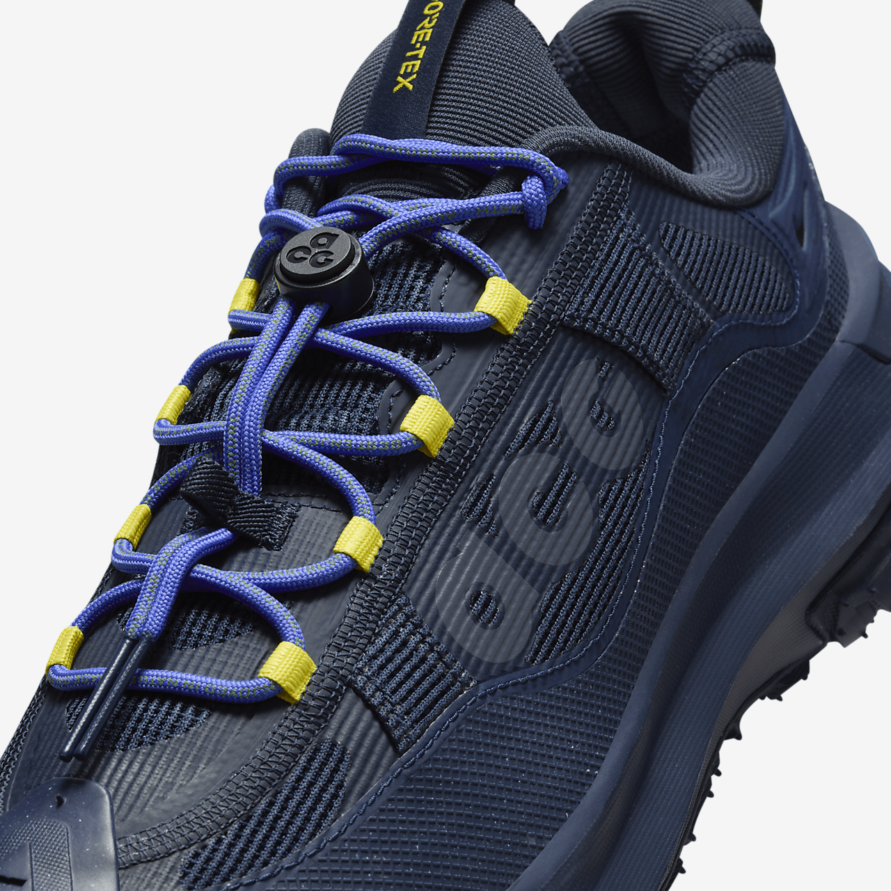 Nike ACG sneaker Dark Obsidian/Midnight Navy/Persian Violet/Light Carbon