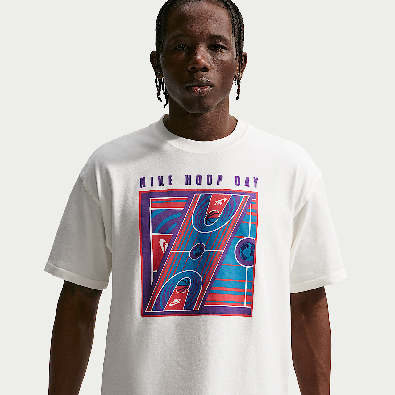 Nike Sportswear (Sail)