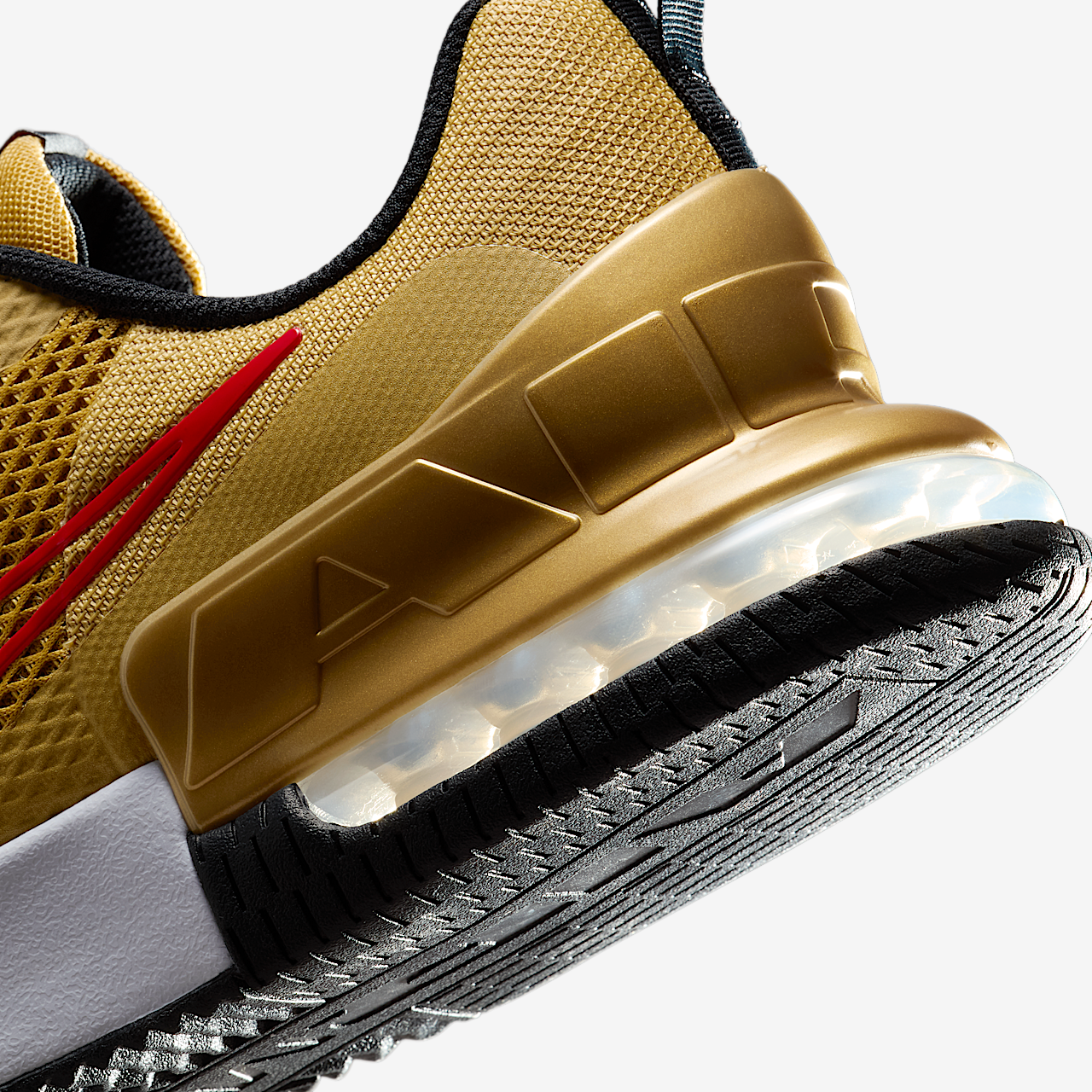 Nike Air Max Alpha sneaker Flat Gold/Metallic Gold/Zwart/University Red