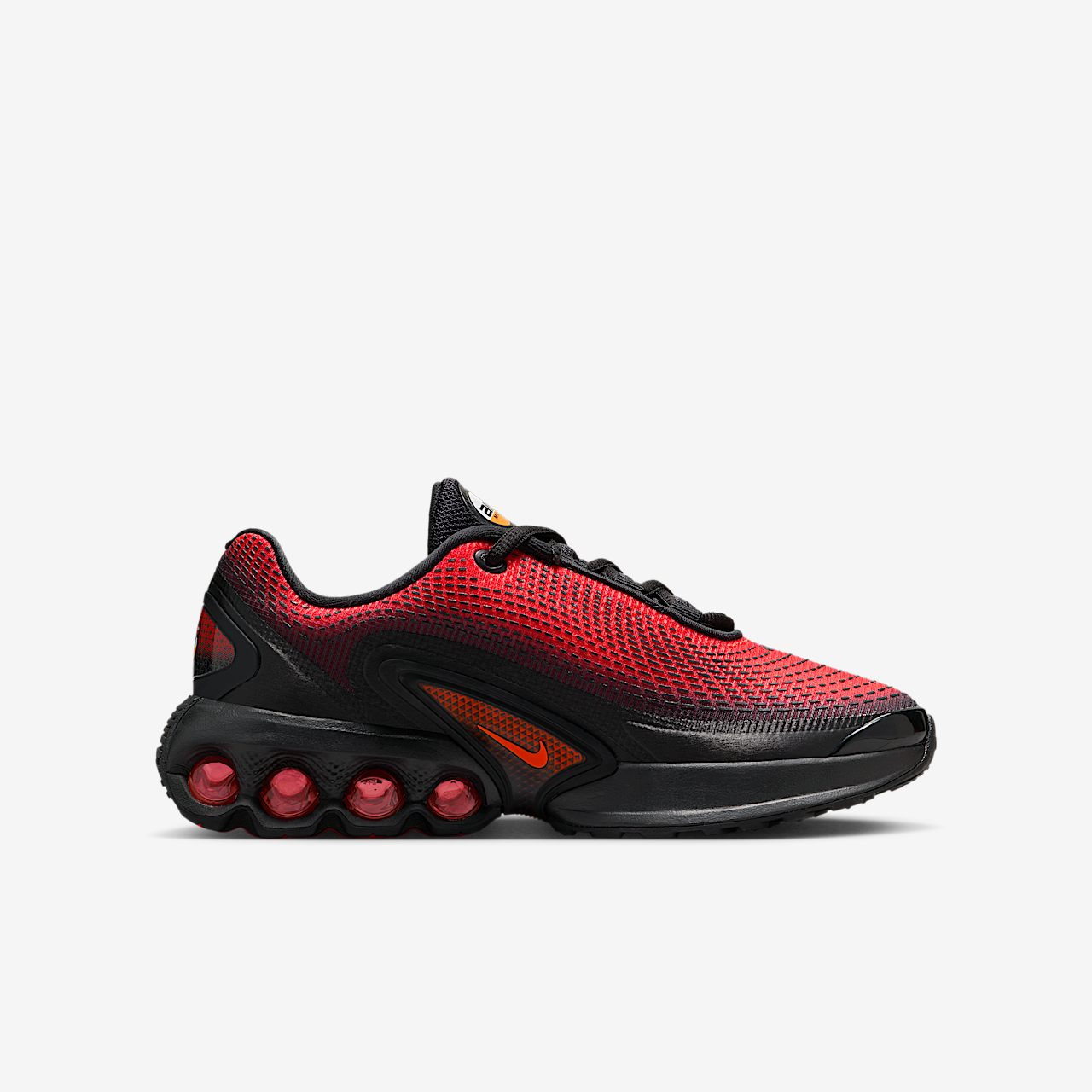 Nike Air Max DN sneaker Zwart/University Red/Total Orange/Bright Crimson