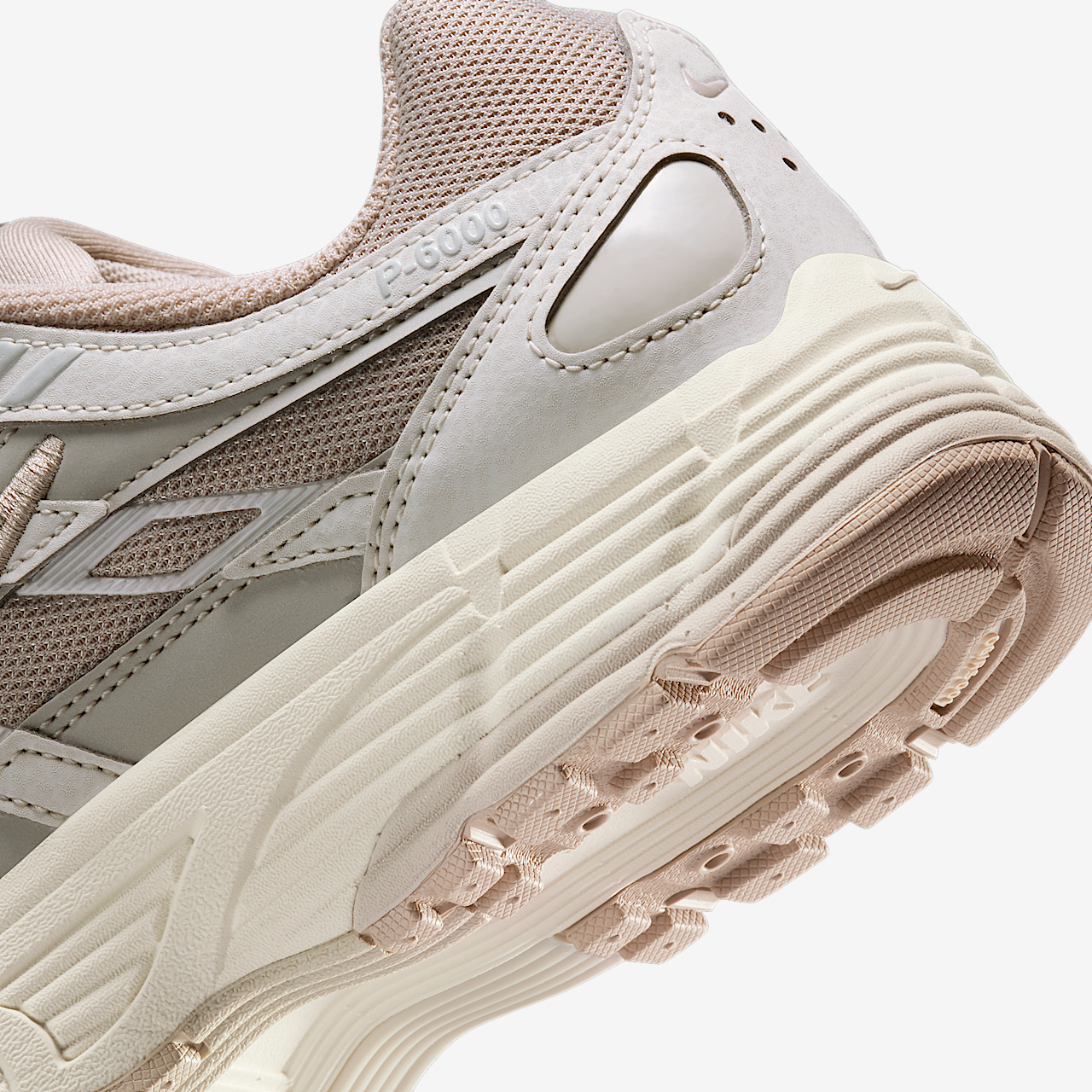 Nike P-6000 sneaker Sail/Cream II/Light Bone