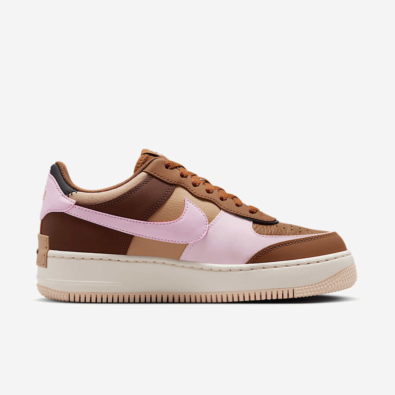 Nike Air Force 1 sneaker Light British Tan/Pink Foam/Hemp/Zwart