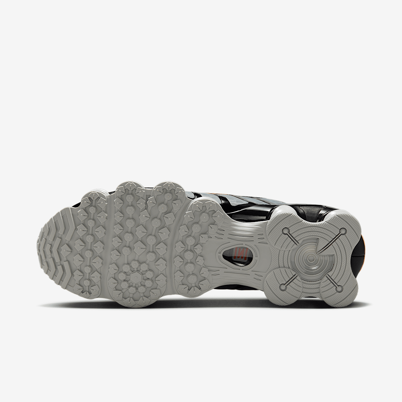 Nike Nike Shox sneaker Light Smoke Grey/Zwart/Bright Mandarin