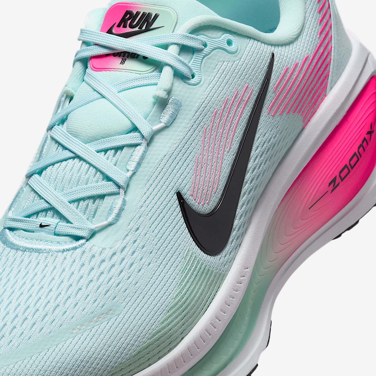 Nike Vomero sneaker Glacier Blue/Wit/Hyper Pink/Zwart