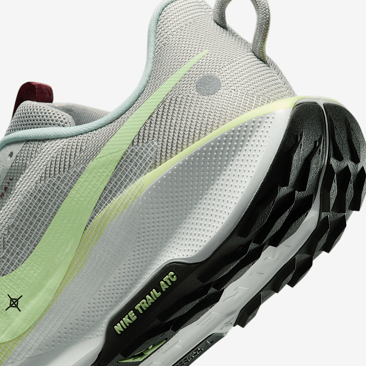 Nike Pegasus sneaker Light Silver/College Grey/Dark Team Red/Barely Volt