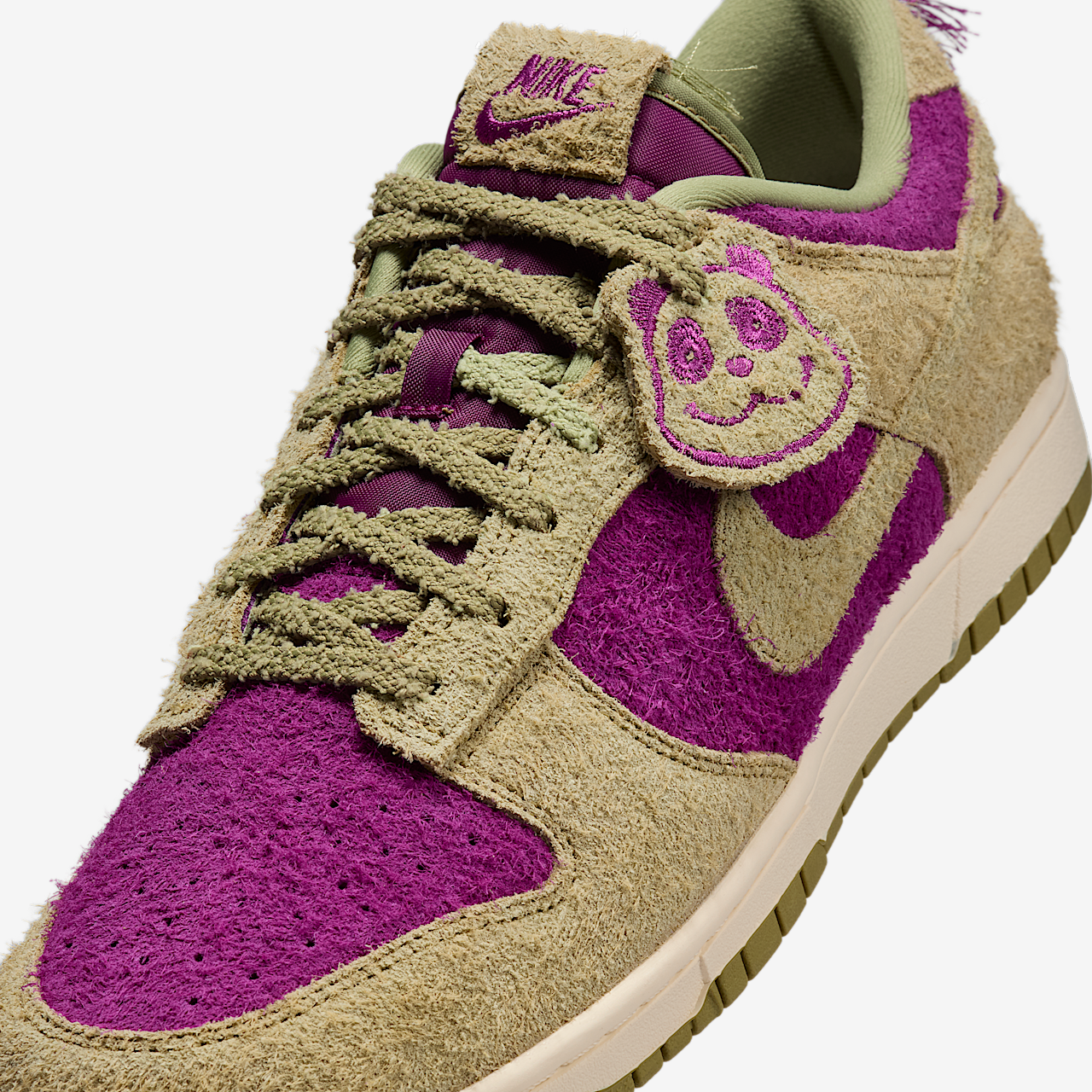 Nike Dunk Low sneaker Viotech/Pale Ivory/Veneer