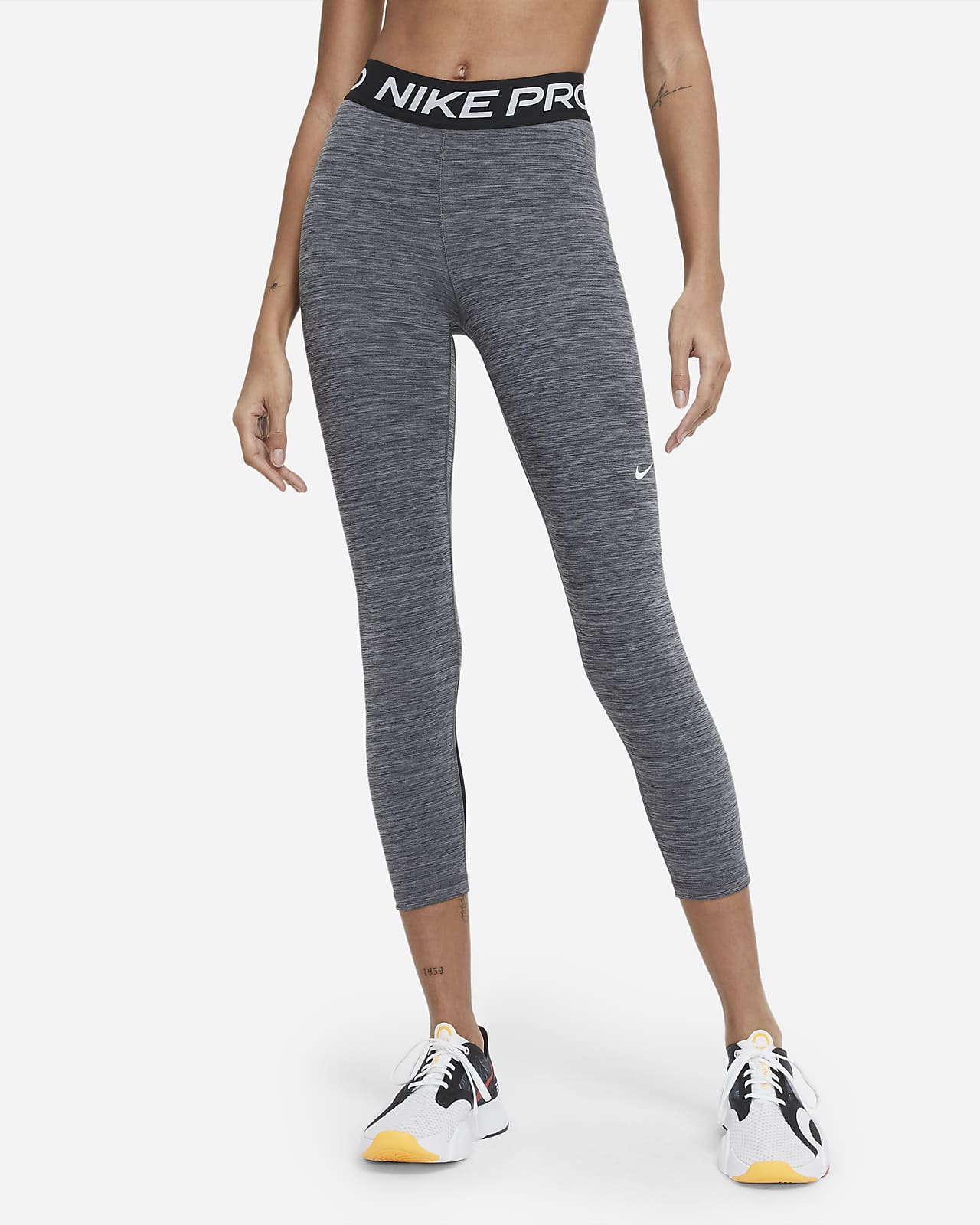 nike pro women's mid rise training crops